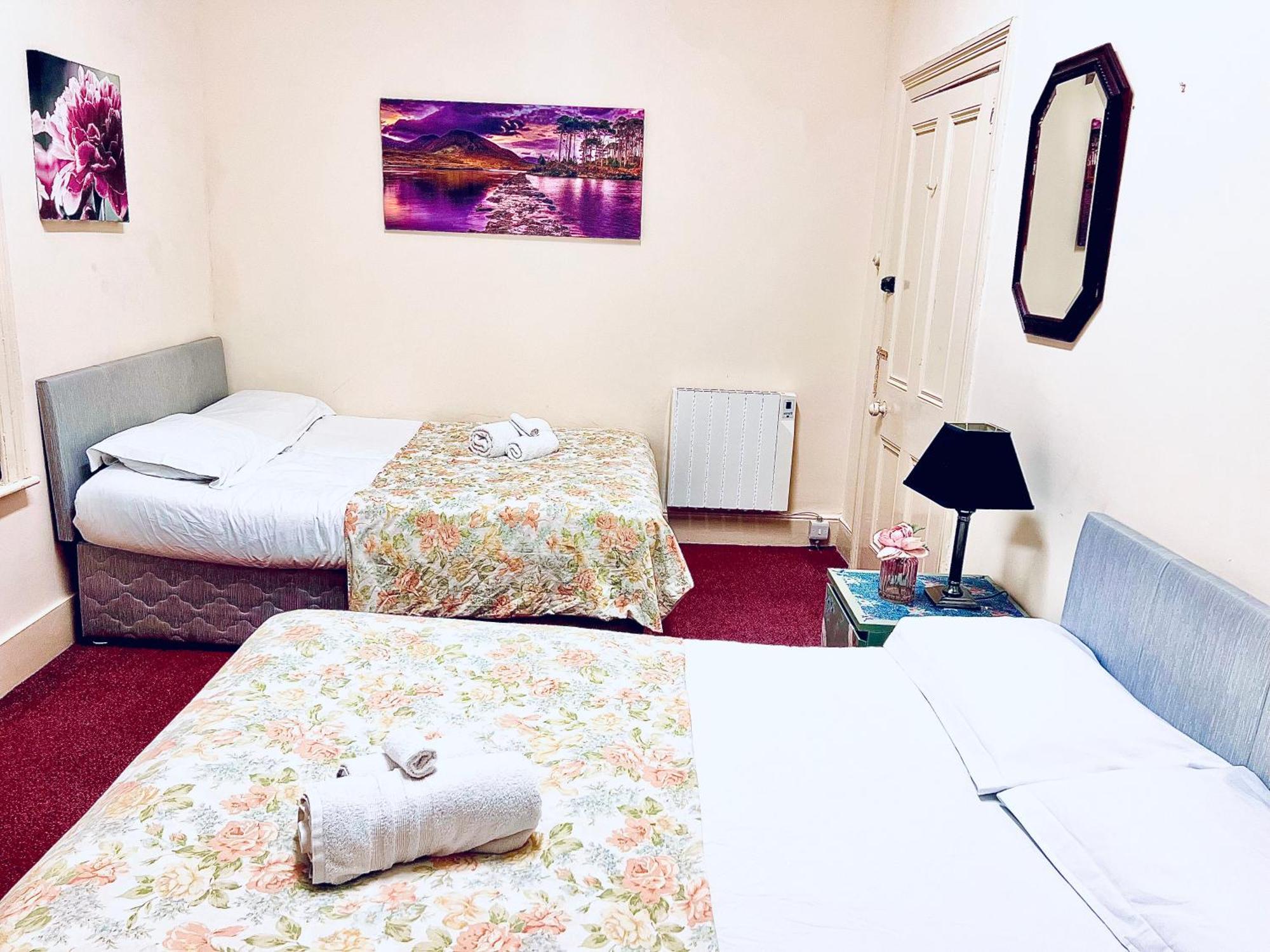 The Coach House Inn Moycullen Esterno foto